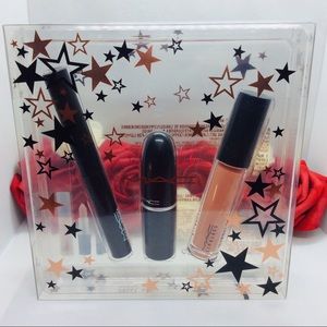 MAC stars of the party kit: Neutral